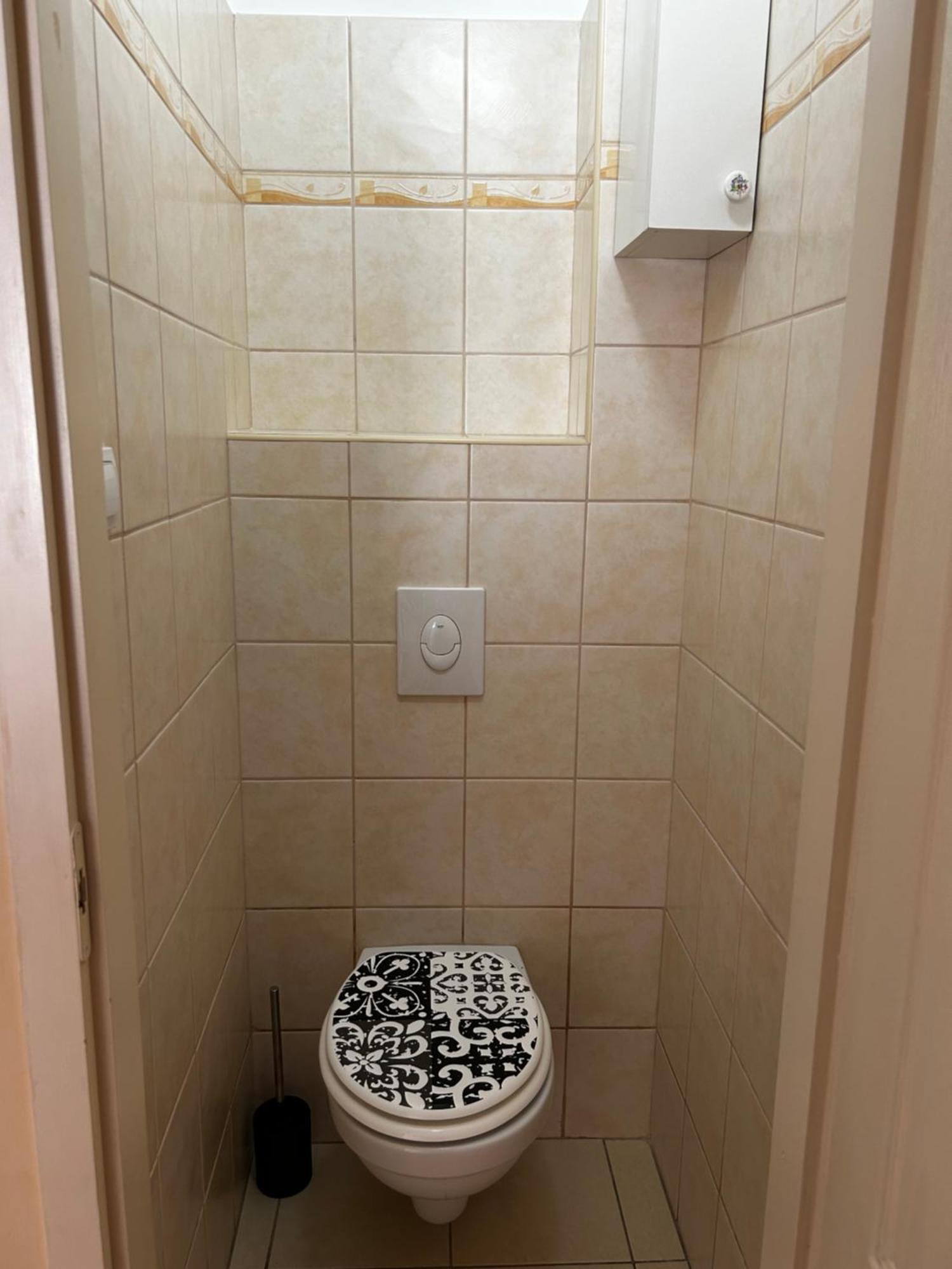 Moonlight Apartment Gyor Bagian luar foto
